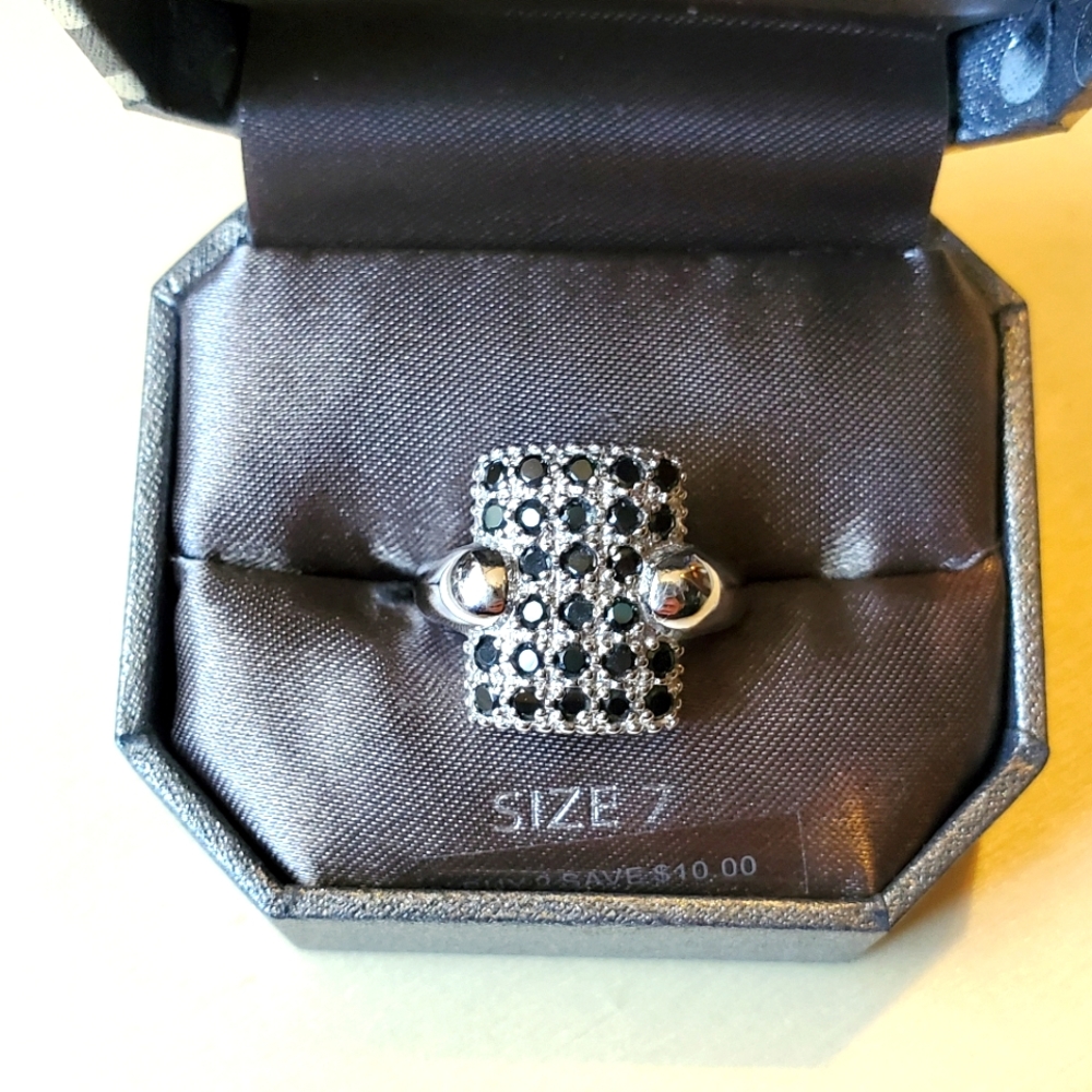 Black Stone Cocktail Ring
